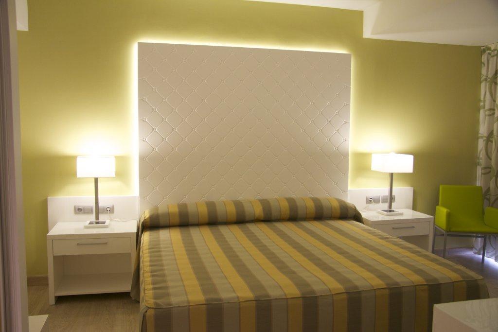 Riviera Beachotel - Adults Recommended بينايدورم المظهر الخارجي الصورة